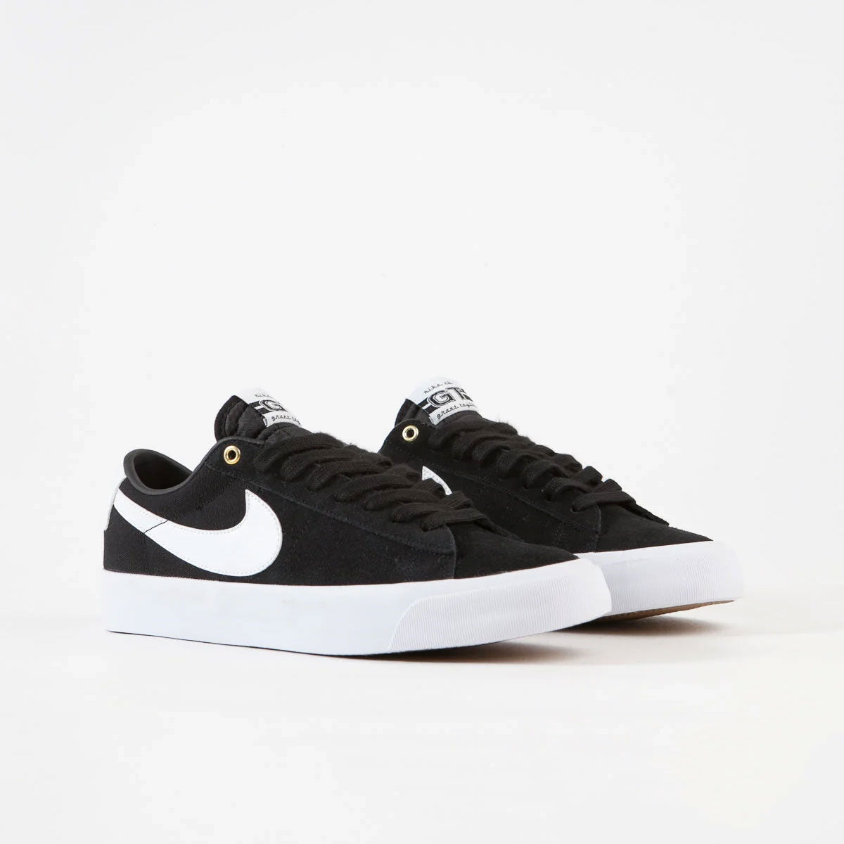 Nike SB Zoom Blazer Low Pro GT – Black/White-Black
